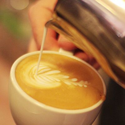 L 100 Workshop Latte art – Zondag 19 april - Aanvang 13:55 uur - Het Lokaal Amersfoort